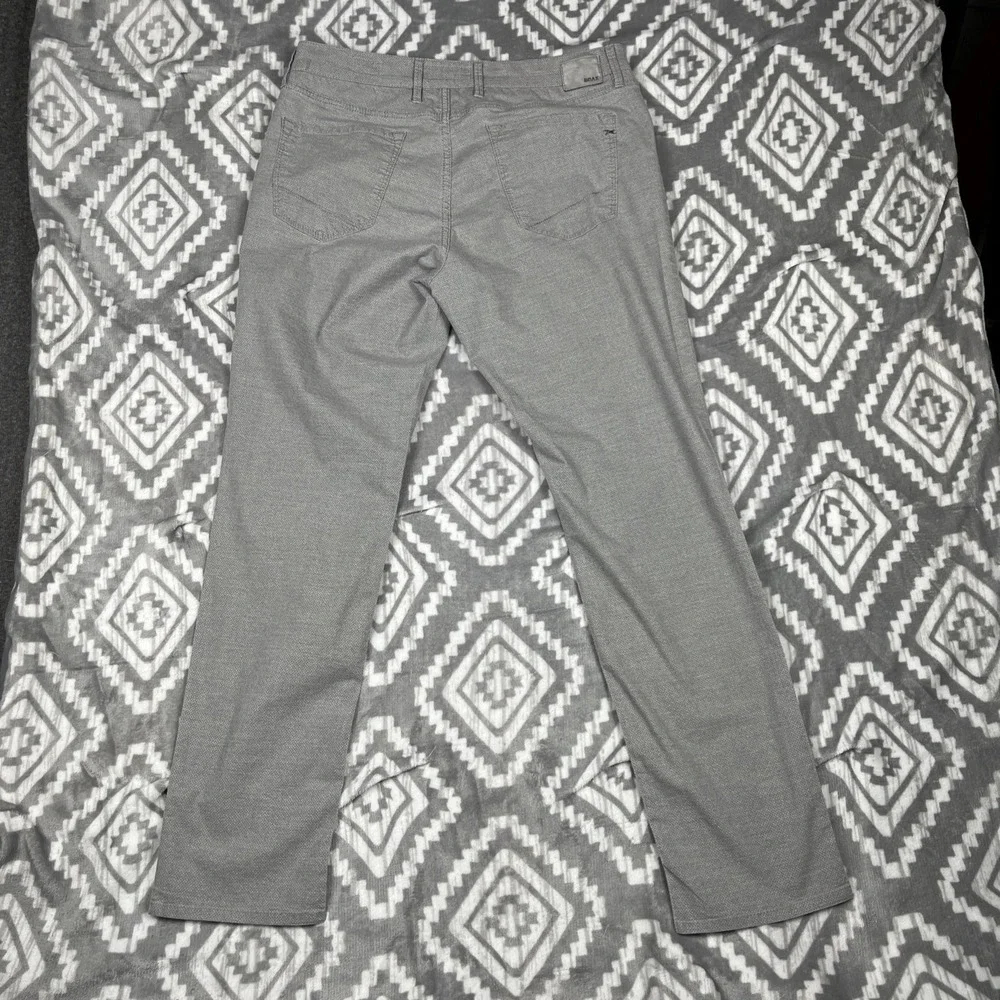 Brax Chuck Modern Fit‎ Chino Pants Mens 35x32 Flat Front Performance Stretch
